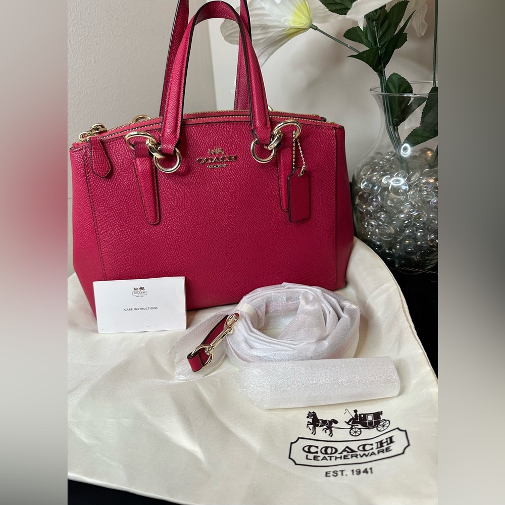 Authentic Coach mini carry all in cross grain leather and dust bag EUC - Picture 12 of 17